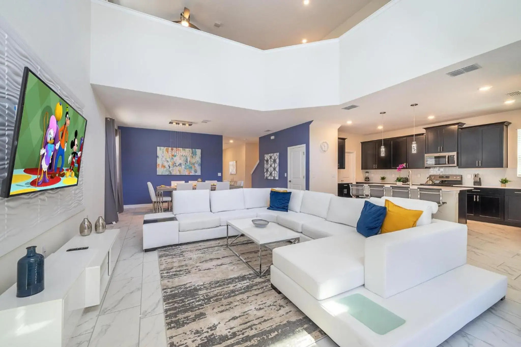 RP2769 Storey Lake Condo 5 Bed 5 Bath Private Pool & Free Waterpark