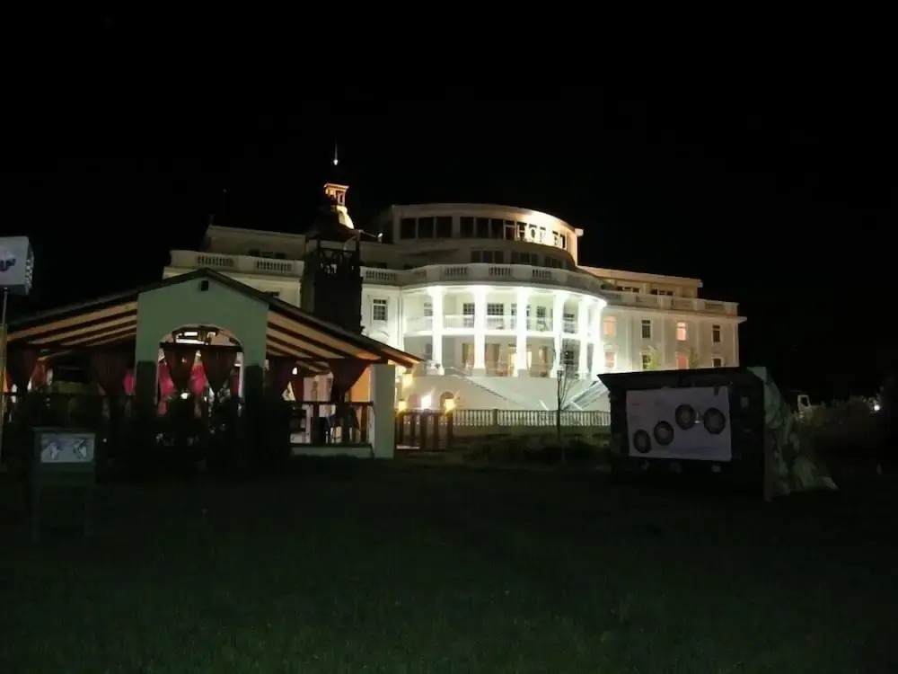 Отель Senator's Park