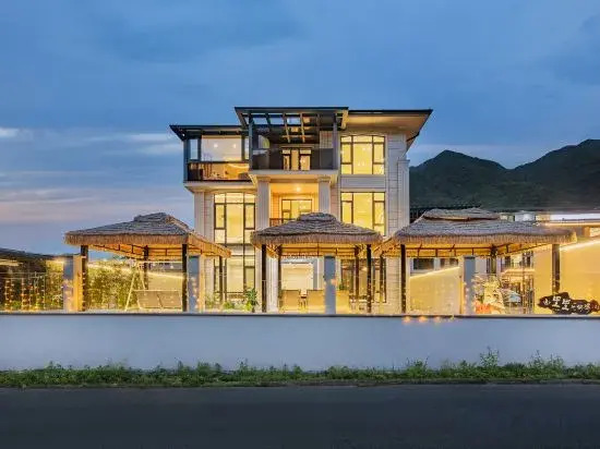 Cloud RAINBOW· Monet Garden · Stream Tracing Resort Homestay