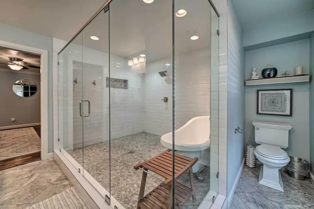 Elegant NW Oklahoma City Home w/ Spacious Yard