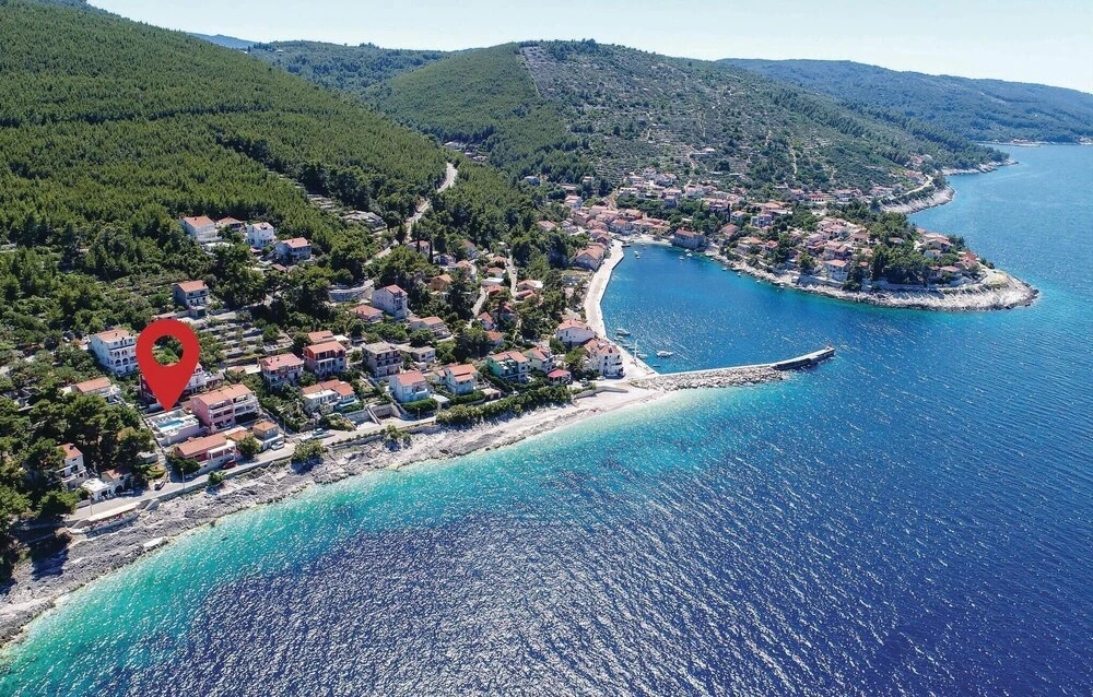 Stunning Home in Prigradica With Wifi and 2 Bedrooms