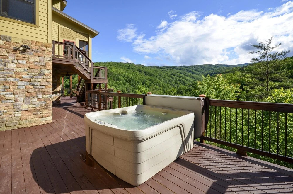 Mossy Brook - 6 Br home by RedAwning