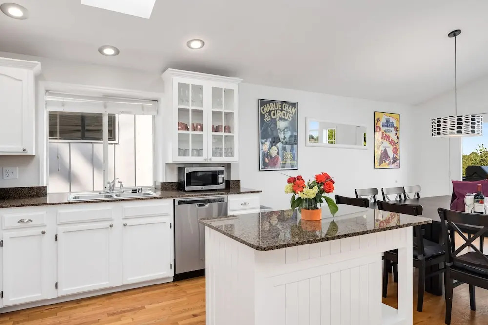 Seattle Vacation Home: The Big Top