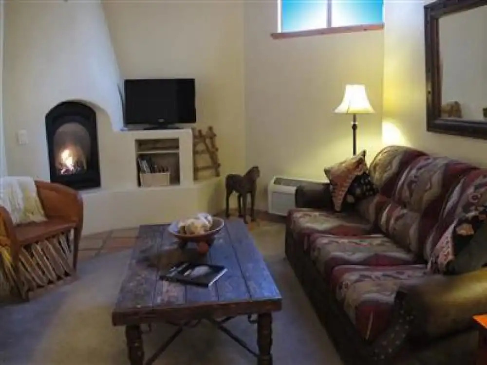 Abiquiu Inn