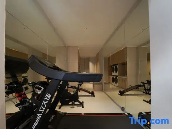 Home Inn UP Huayi Zhitui Hotel (Ankang Hongqiqiu Plaza Store