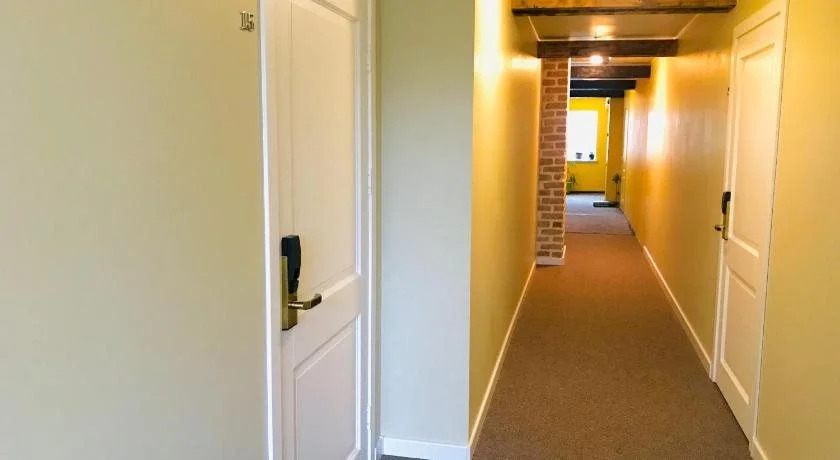 Spare Hotel