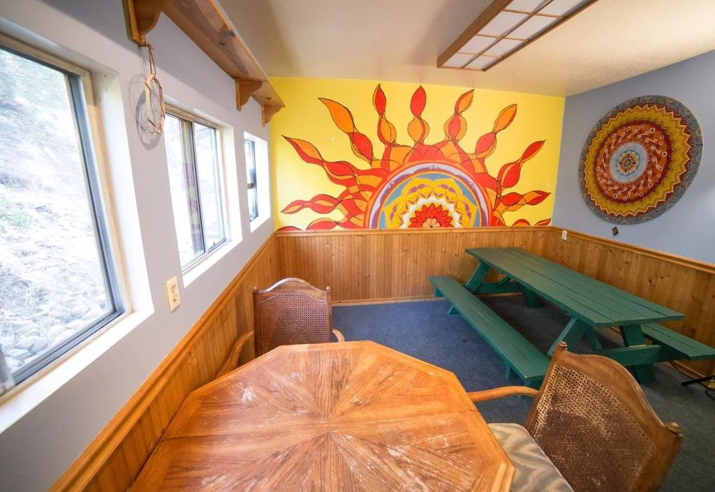 ITH Big Bear Lake Hostel & Lodge