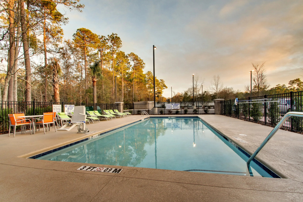 Holiday Inn Express & Suites - Summerville by IHG