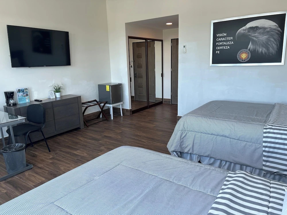 Sky Inn Hotel - Cancun