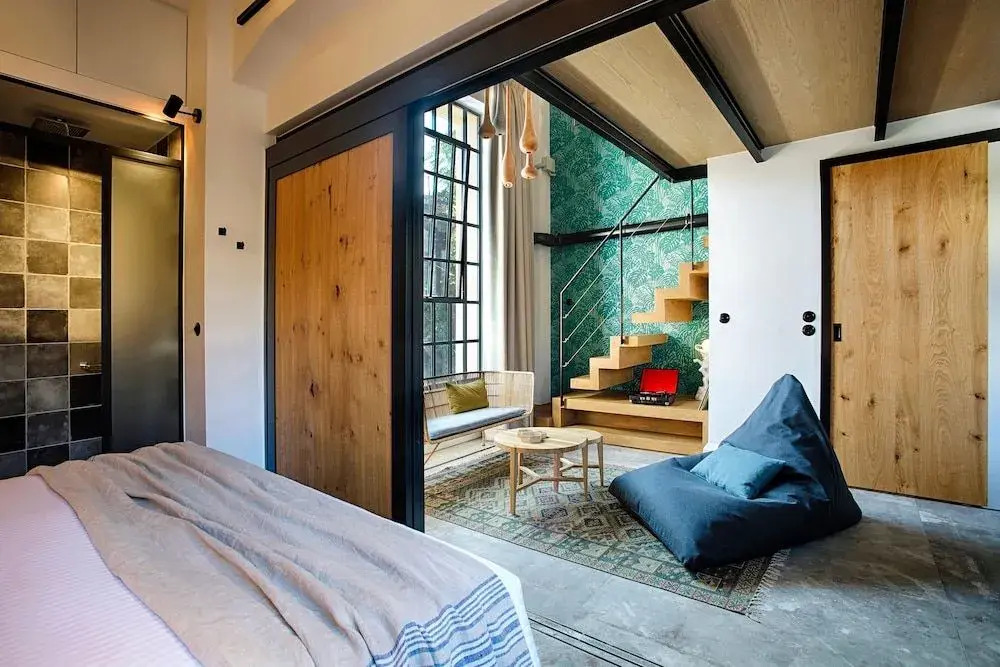 The Foundry Suites