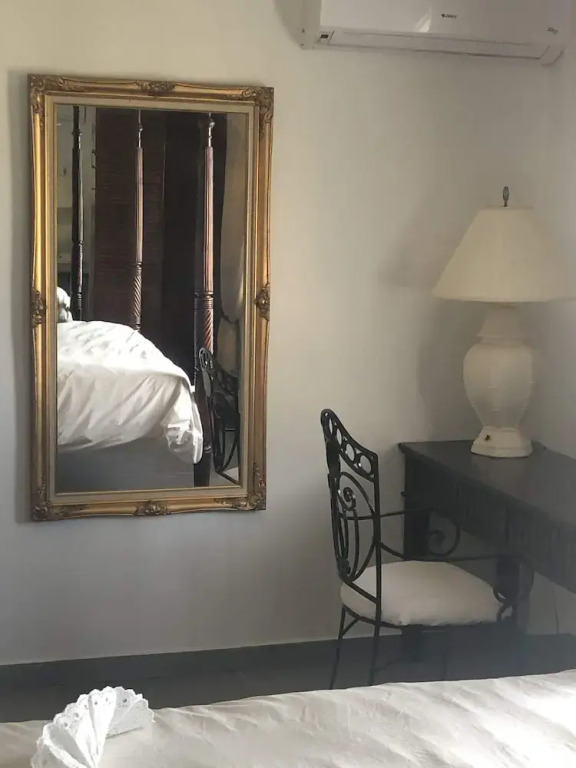 Immaculate 1-bed Apartment on Ocean View