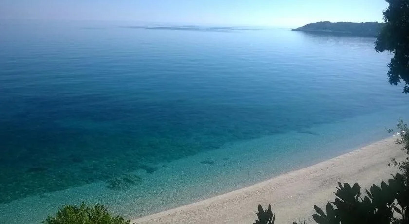Karaoulanis Beach