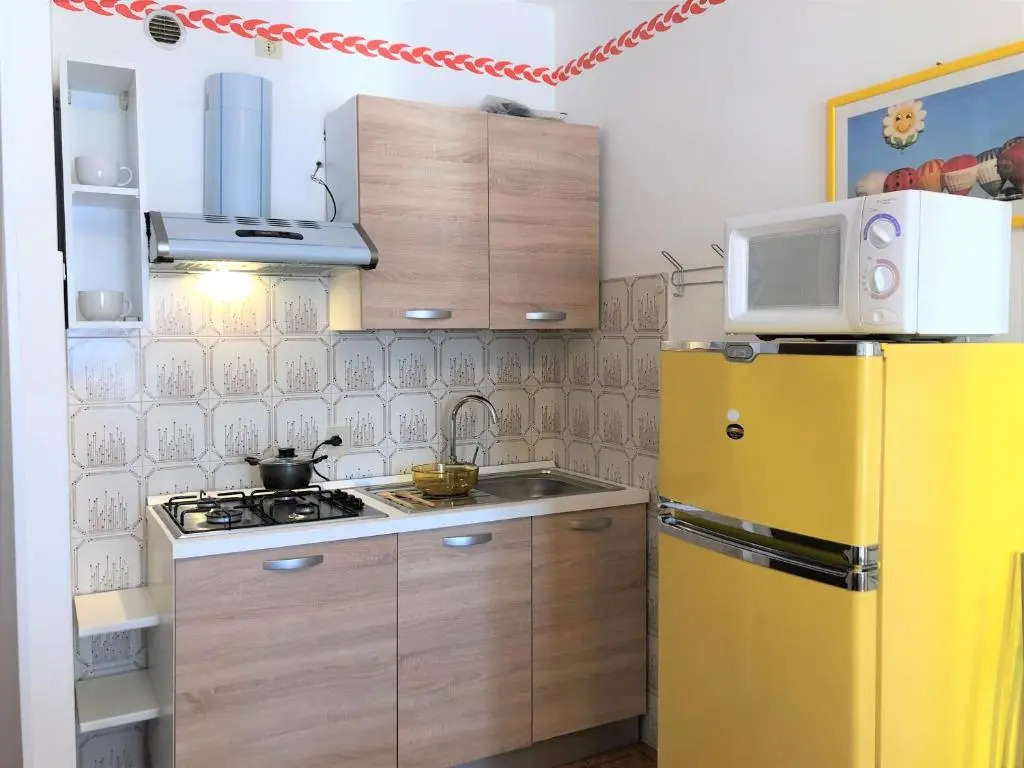 Colorful Flat With sea View
