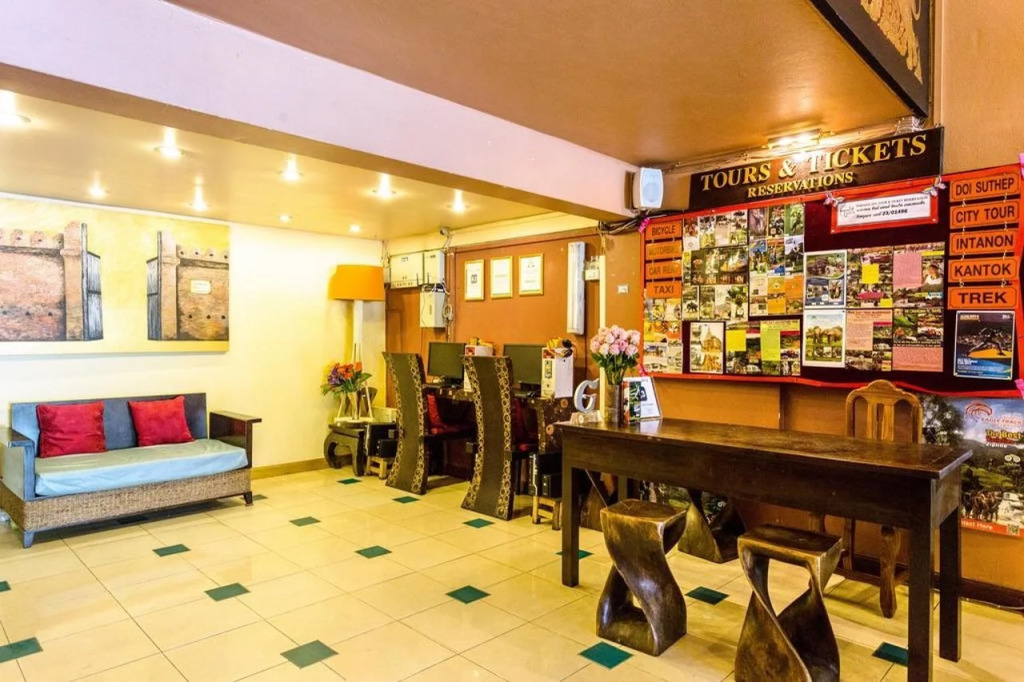 Parasol Inn Chiang Mai Old City