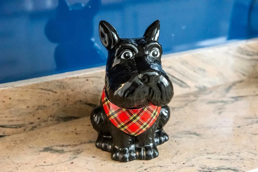 Stylish Royal Mile Apt: Heart of Historic Old Town