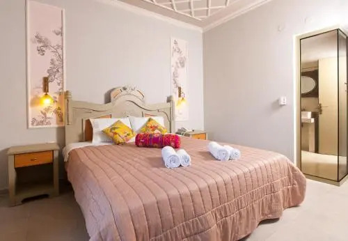 Ocean Beach Hotel