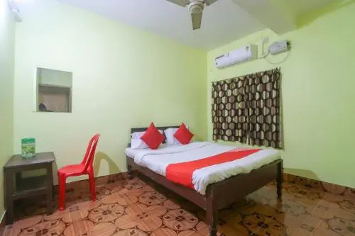 Shanti Bhavan by OYO Rooms