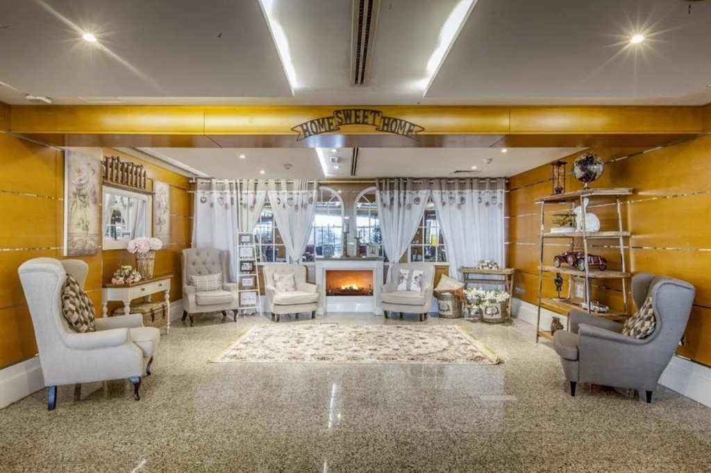 Golden Sands 5 Hotel Apartment
