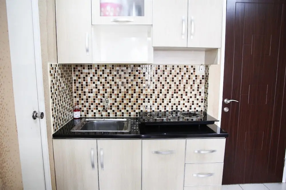 Pool View 2BR Mutiara Bekasi Apartment
