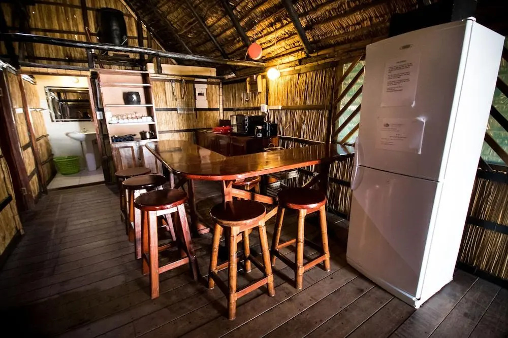 Casa Barry Beach Lodge