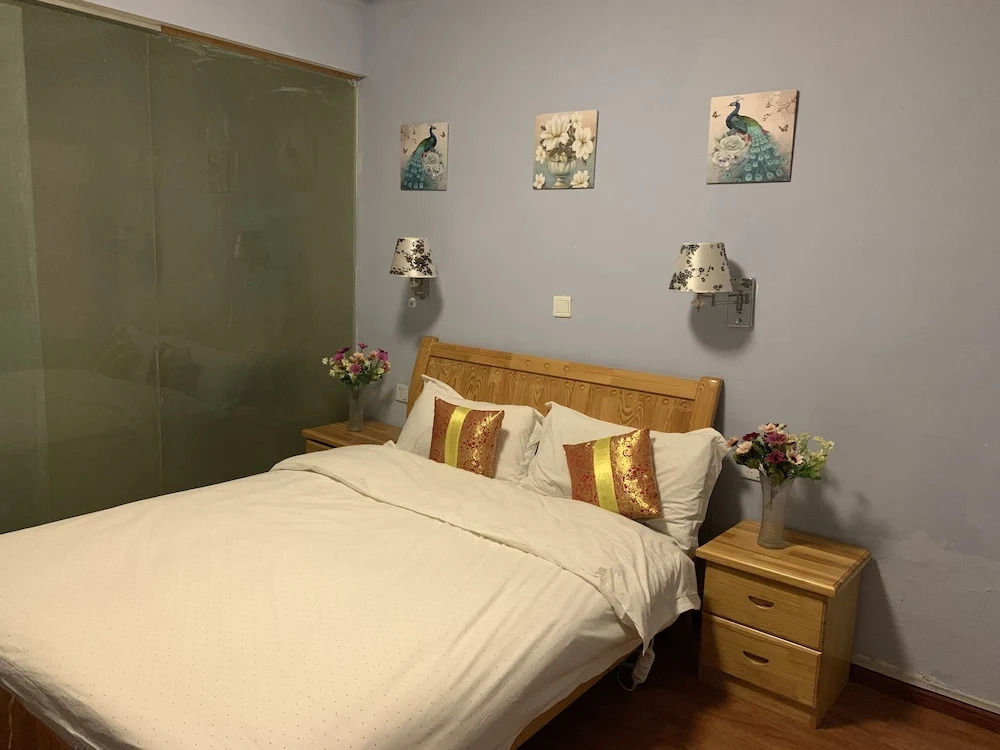Yuqiao Courtyard Hotel