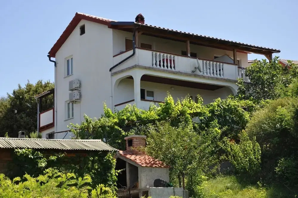 Bela - sea View - A1