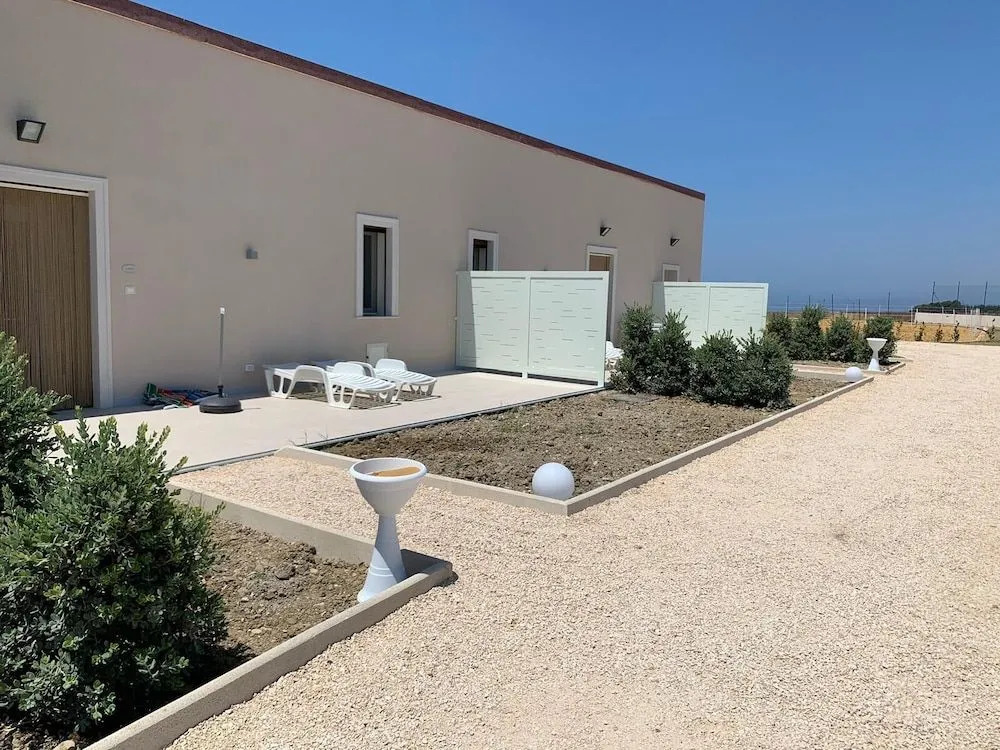 B&B LEDEN DI CAPO BIANCO