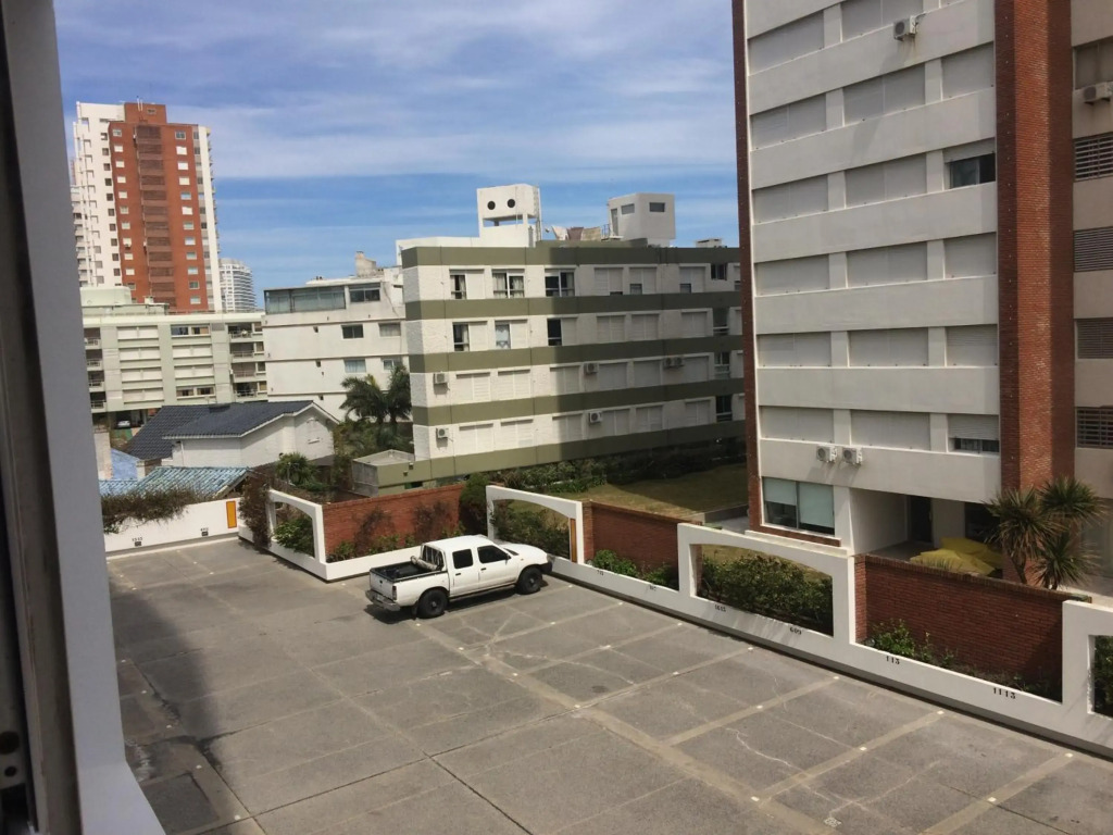 Playa Mansa Parada 8