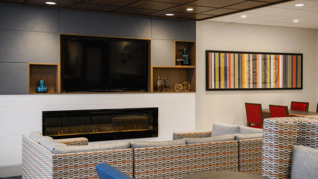 Holiday Inn Express Airdrie by IHG