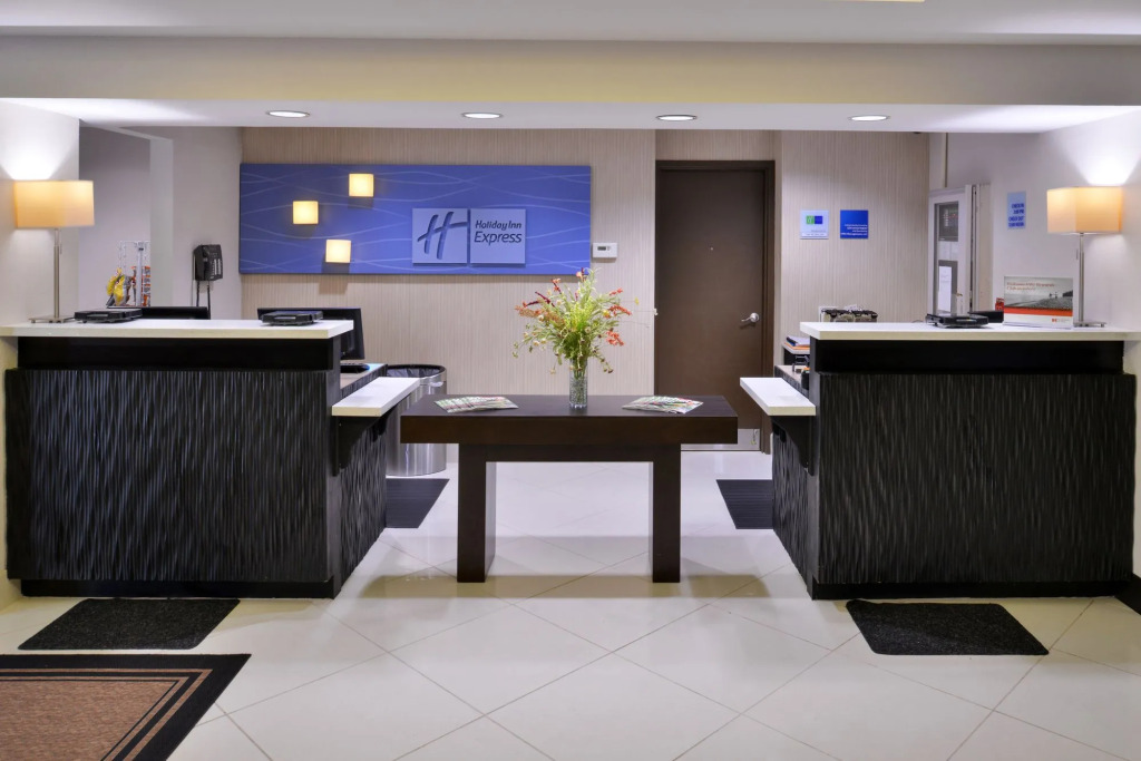 Elimwood Hotel, a Ramada by Wyndham