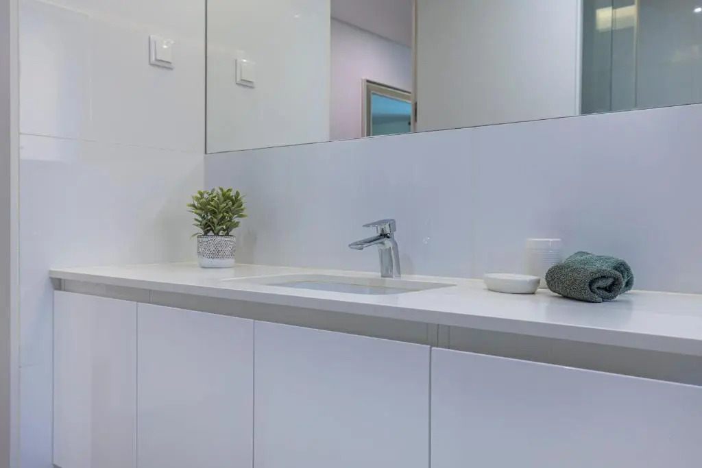 Touch of Class 2BDR Apartment by LovelyStay