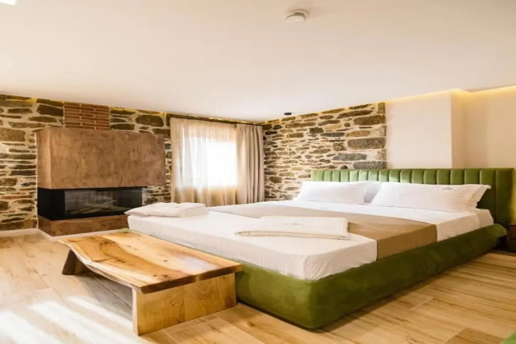 Vecchia Boutique Hotel