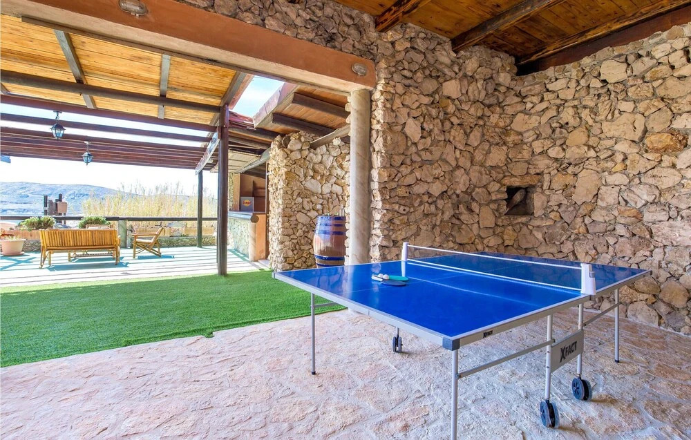 Amazing Home in Zubovici With Outdoor Swimming Pool, Wifi and 2 Bedrooms