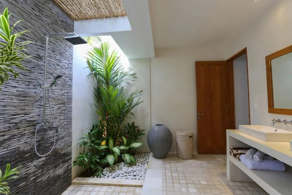 Villa Lima ac living 2 bedroom with pool in umalas