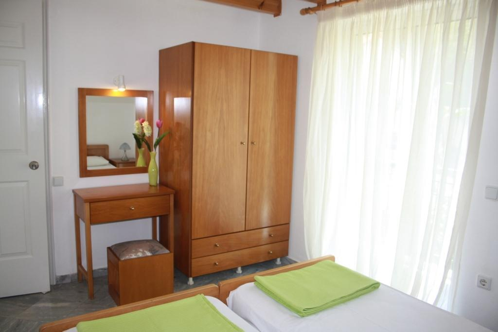 Iris Apartments