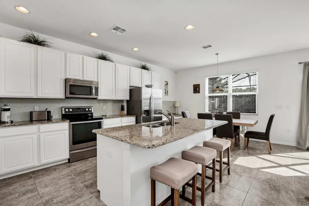 Lake View! Cozy 4BD Home Near Theme Parks With CDC Cleaning Standards #4bv941