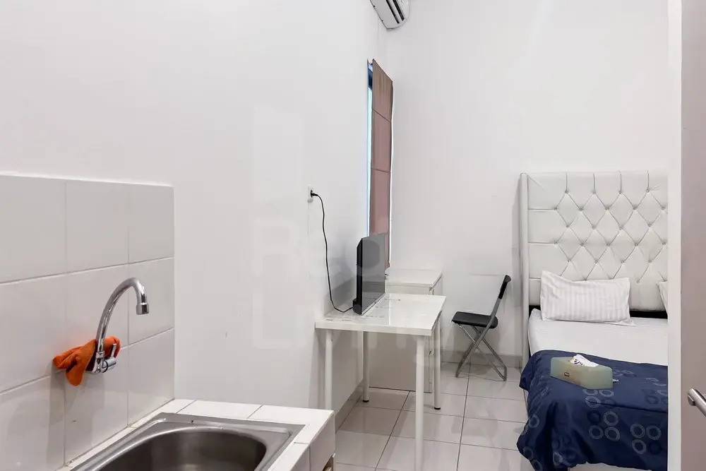 RedLiving Apartemen Eco Home - Wiegs Room Tower B Yashinoki