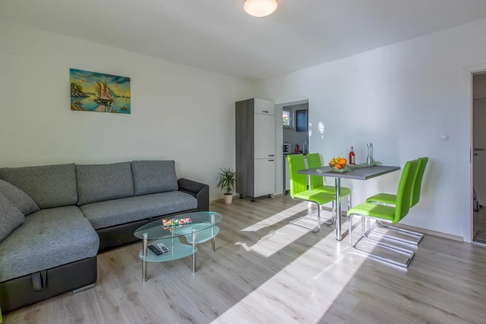 Apartment Bozy