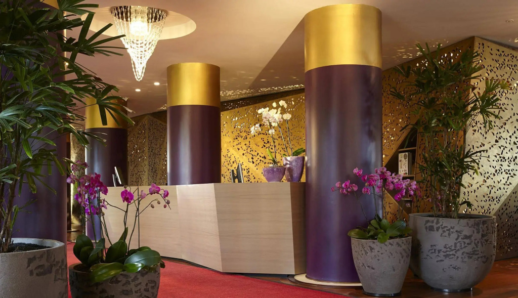 Bohemia Suites & Spa