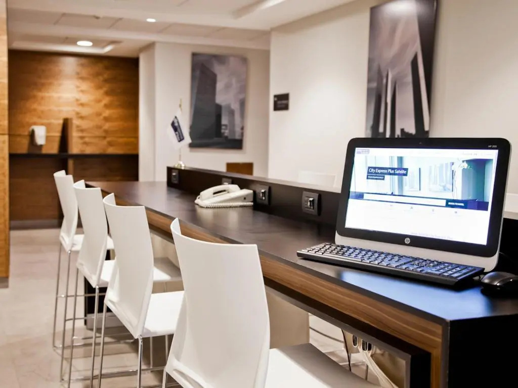 Holiday Inn Express Mexico City Satelite by IHG