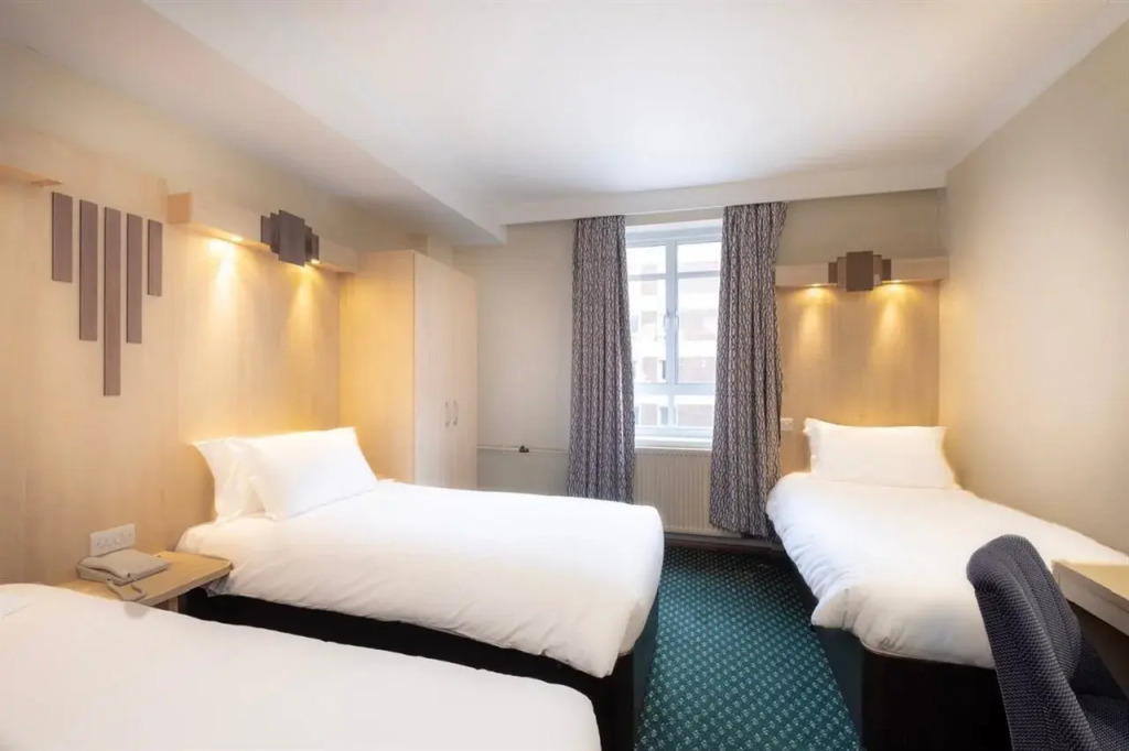 Royal National And Sister Hotels Roulette London