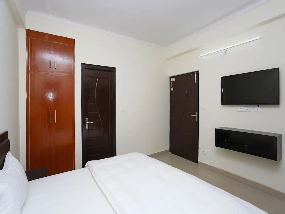 OYO 11011 Home 1BHK Hill Glimpse Bhowali