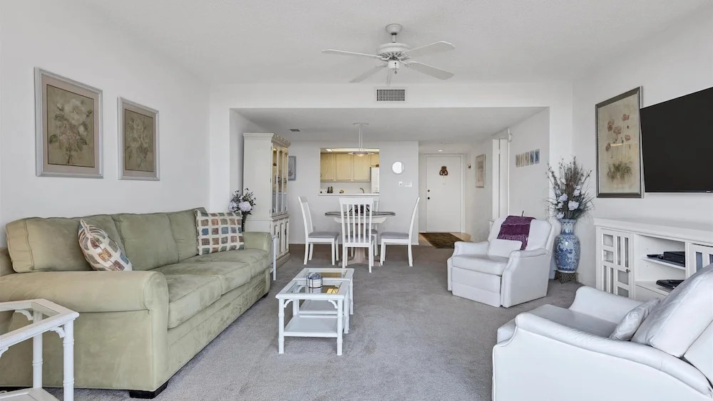 Anchorage Resort 6th Floor 2 Bedroom Condo on Siesta Key 0889