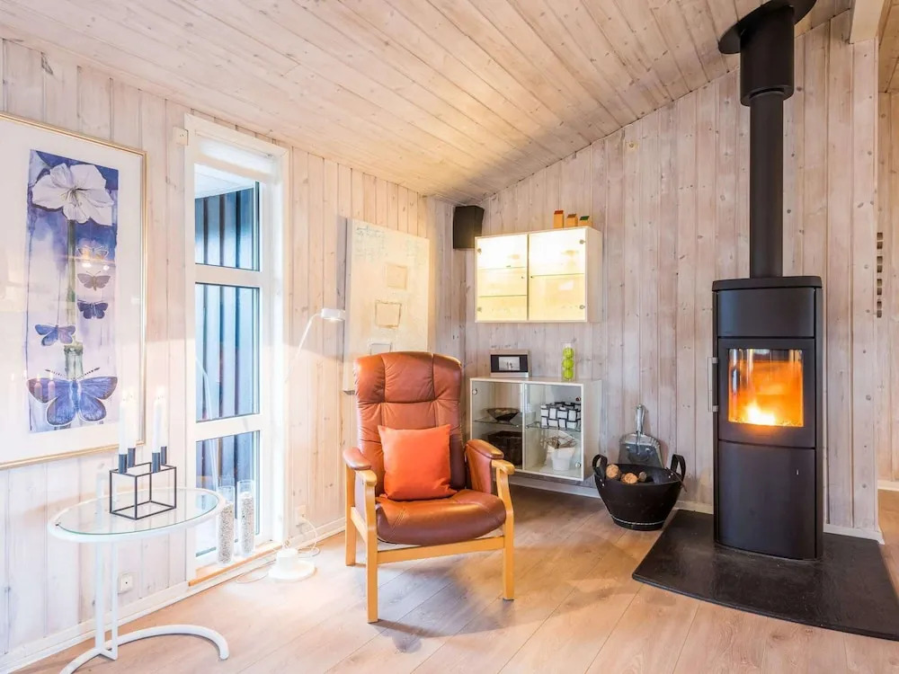 6 Person Holiday Home in Henne