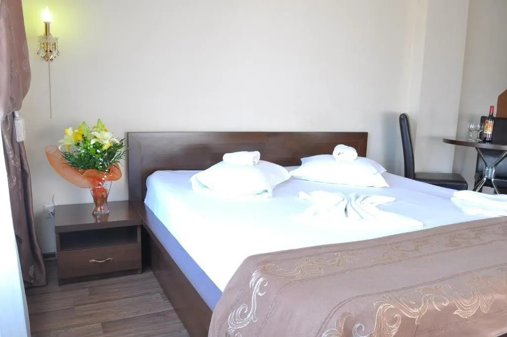 Ave Hotel Victoriei