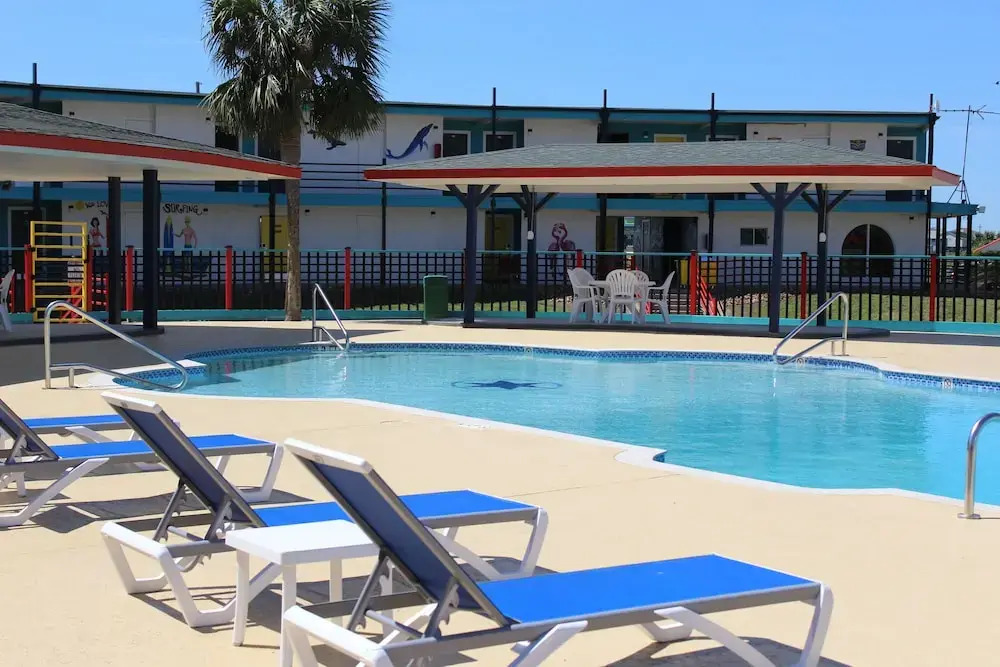 CRYSTAL PALACE RESORT