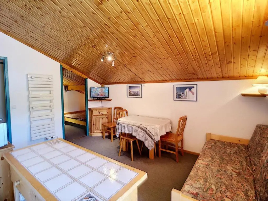 Appartement Les Menuires, 2 pièces, 5 personnes - FR-1-178-326