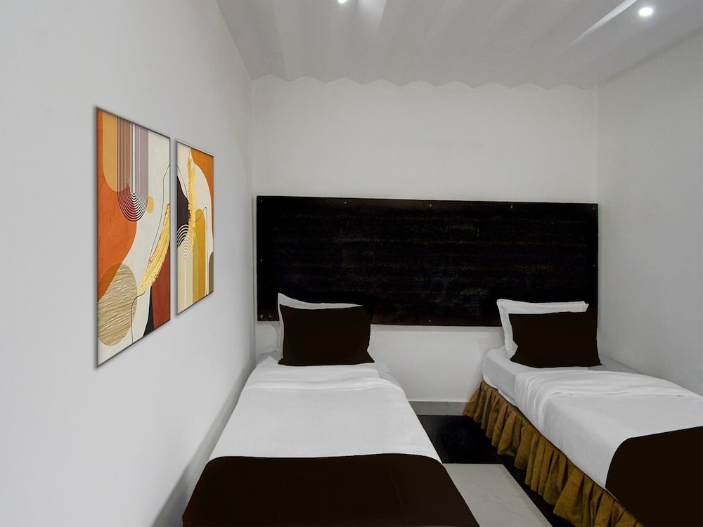 Hotel O Erragadda Metro Station Hyderabad