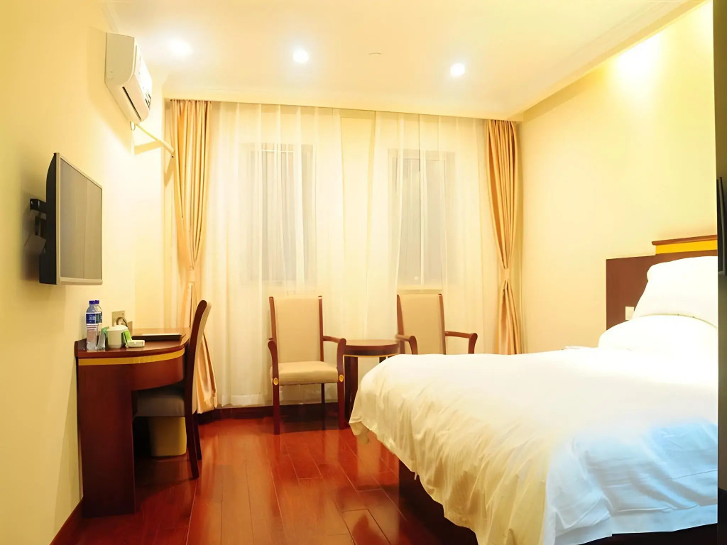 GreenTree Inn Shanghai Fengxian Xidu Business Hotel
