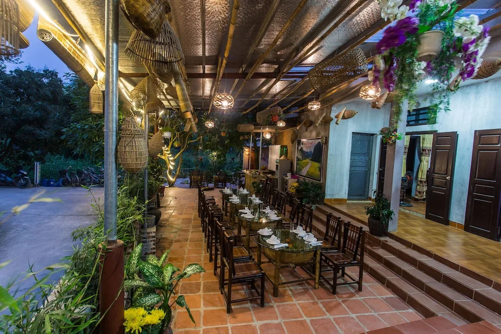 Amira Homestay